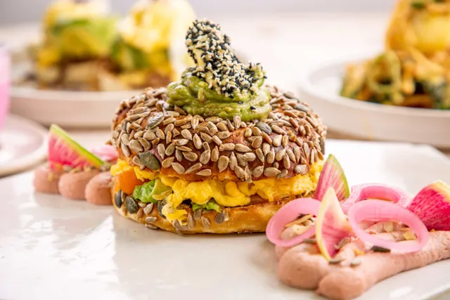 Salmon & Eggs Bagel